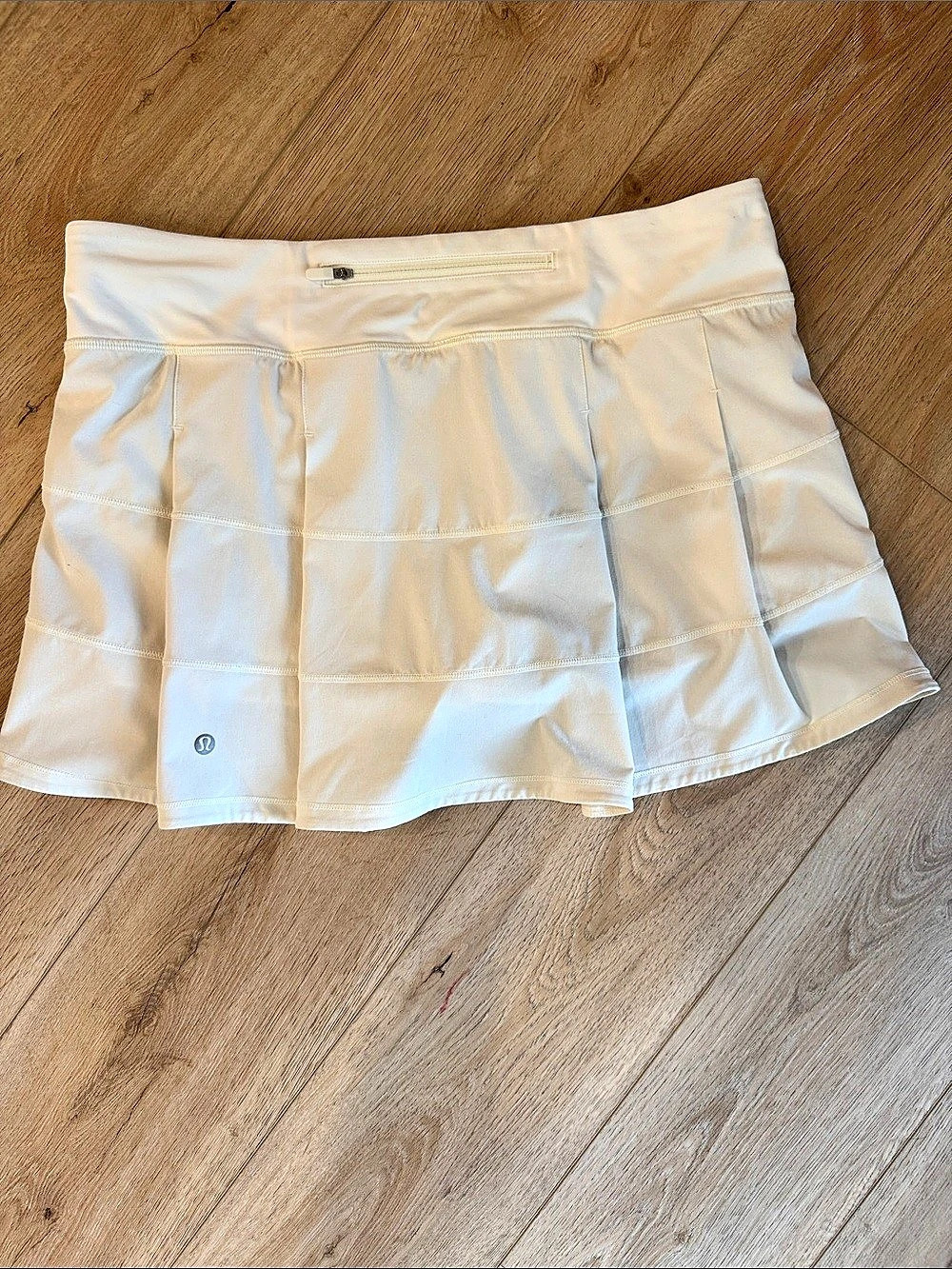 Lululemon Pace Race Mid Rise tennis skirt. Ivory Size 10